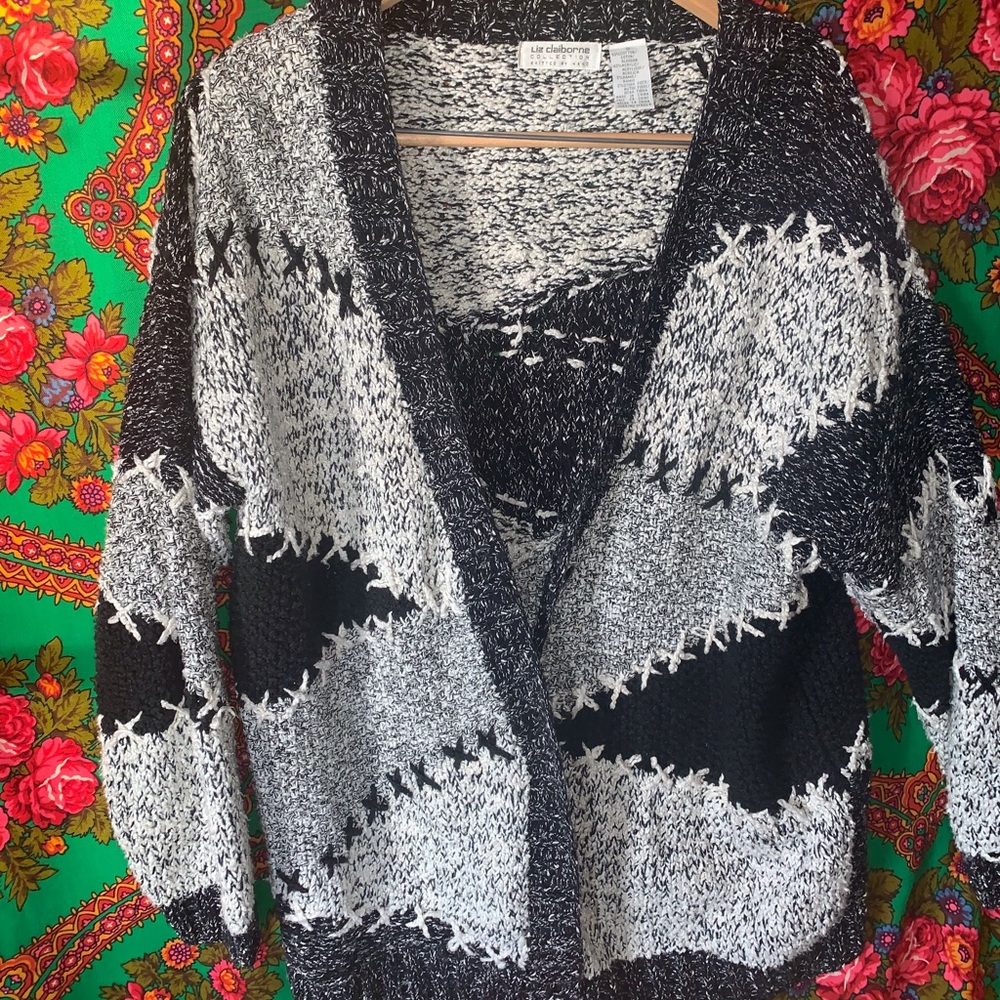Oversized Liz Claiborne black and white Cardigan